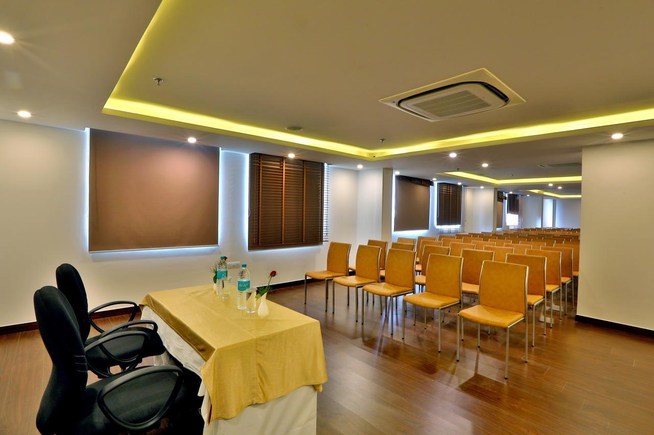 Starlit Suites Нимрана Экстерьер фото