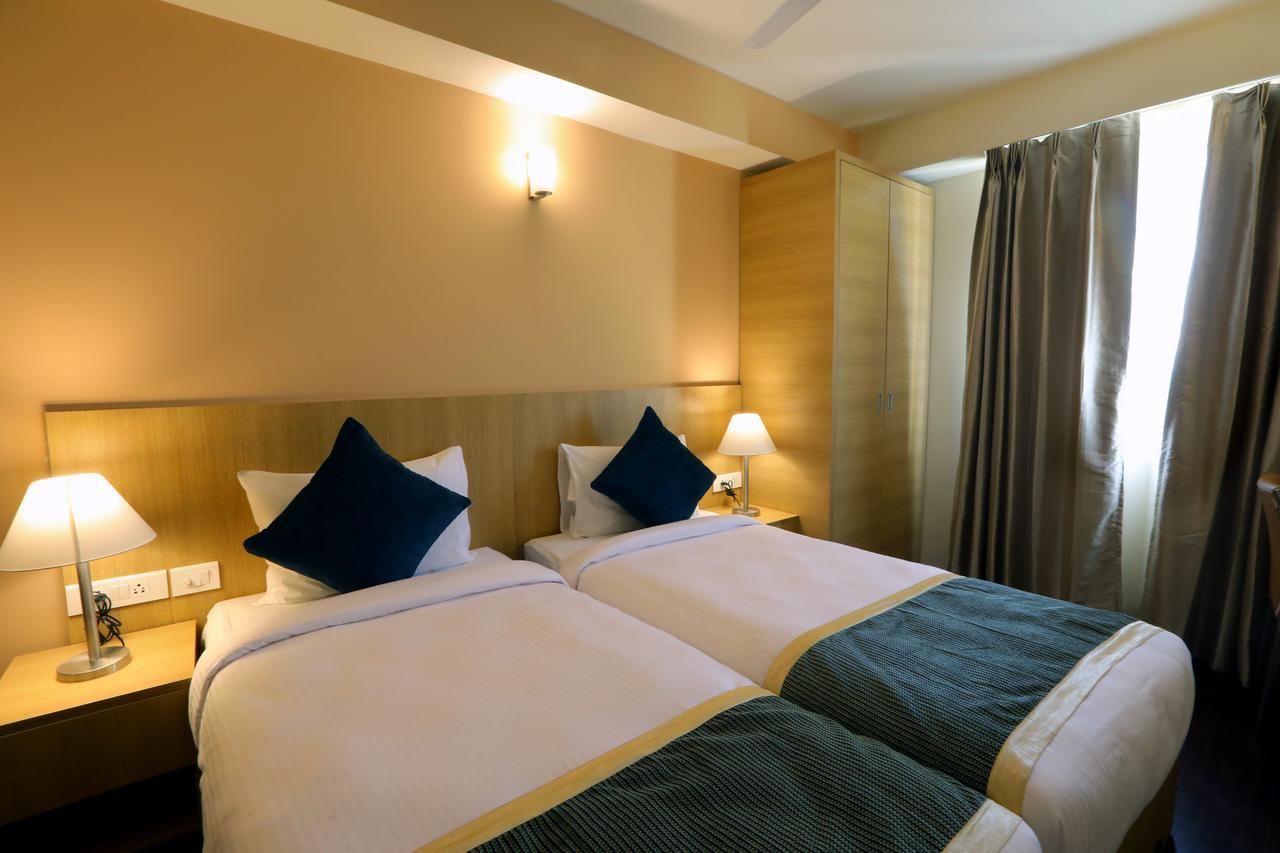 Starlit Suites Нимрана Экстерьер фото