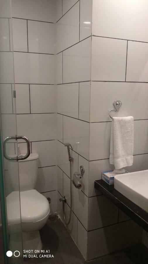 Starlit Suites Нимрана Экстерьер фото